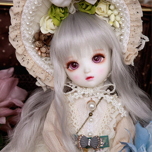 LUTS 18th Anniversary Honey Delf MURIEL Limited Package