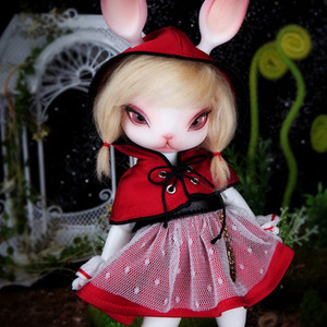 Zuzu Delf TOYA  Little Red Riding Hood Limited